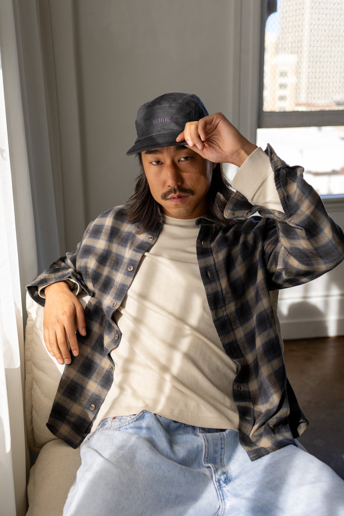 Doc’s Heritage Hat in Charcoal